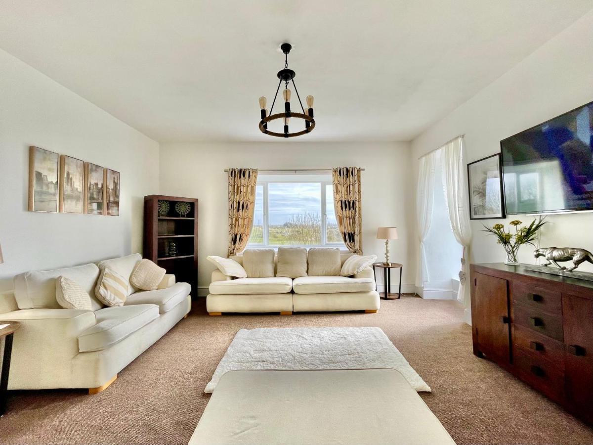 Clydfan Apartment Holyhead Luaran gambar